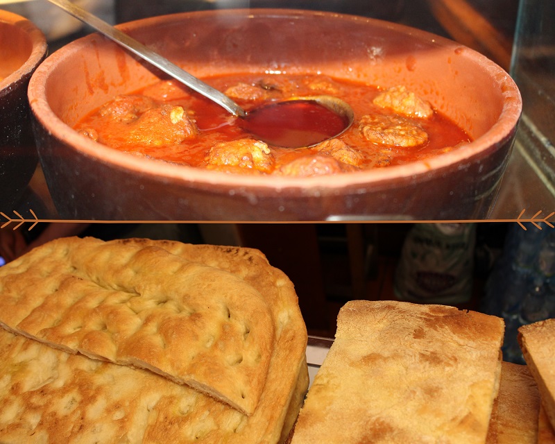 nell'immagine polpette e schiacciata cernacchino e maledetti toscani street food dove mangiare bene a Firenze